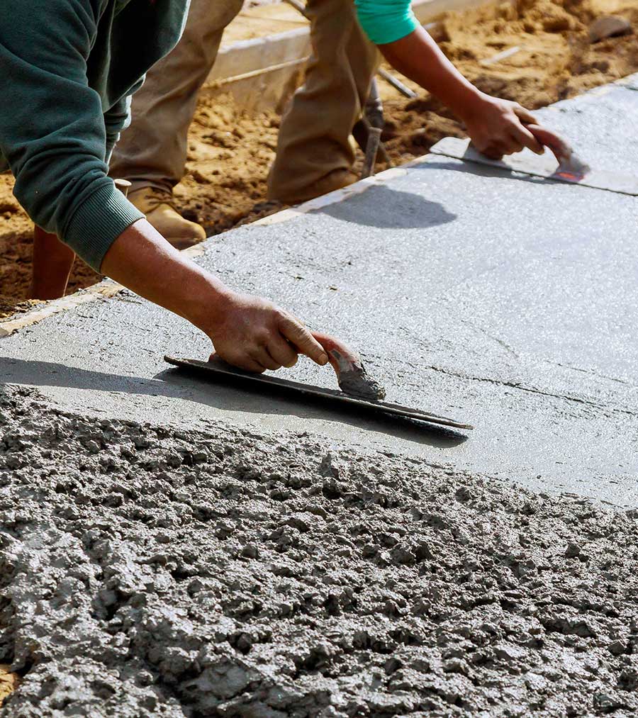 Concrete contractor in Knoxville and Chattanooga providing flatwork and concrete finishing.